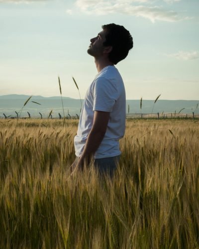 Homem em catarse.jpg